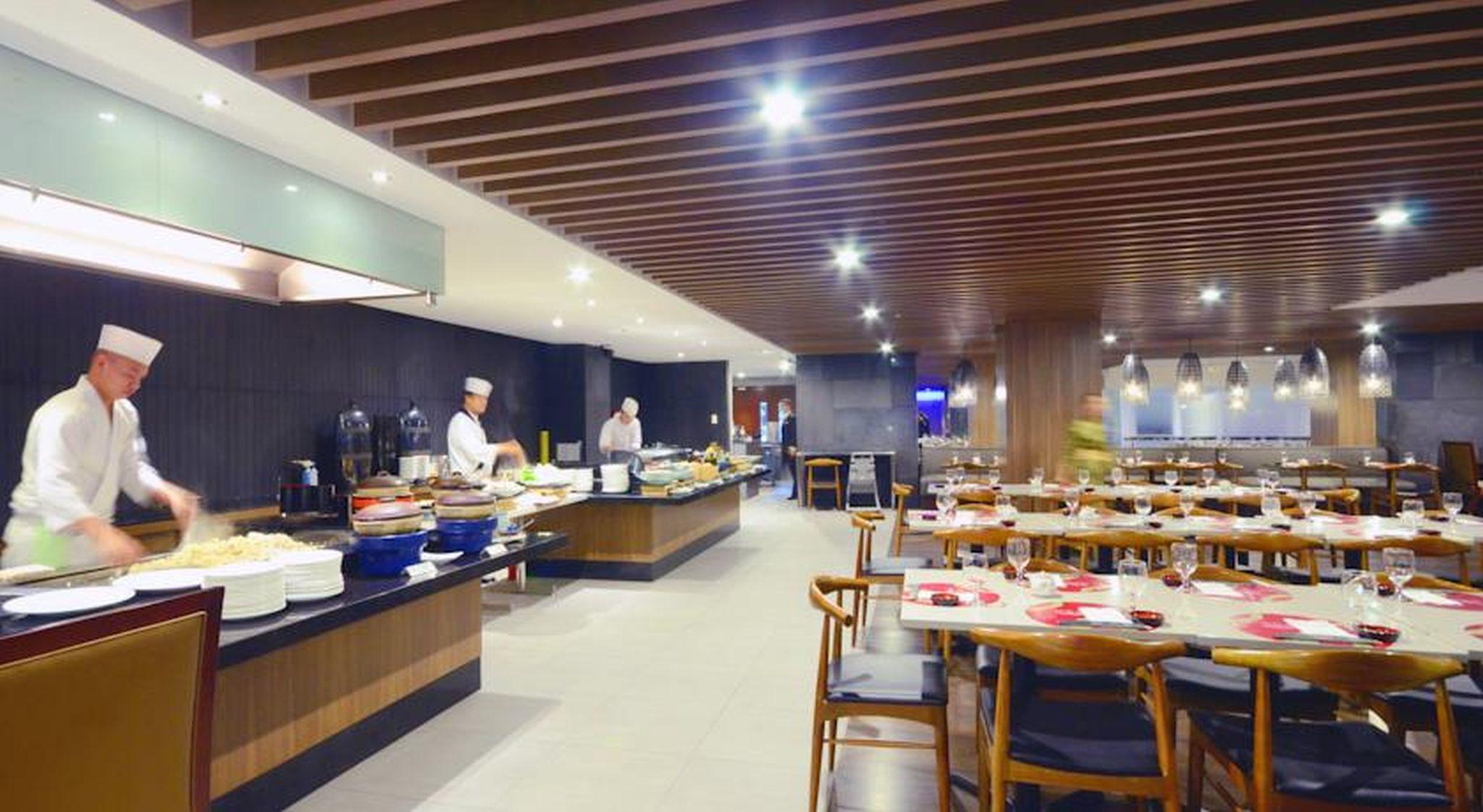Midas Hotel And Casino Pasay Exterior foto