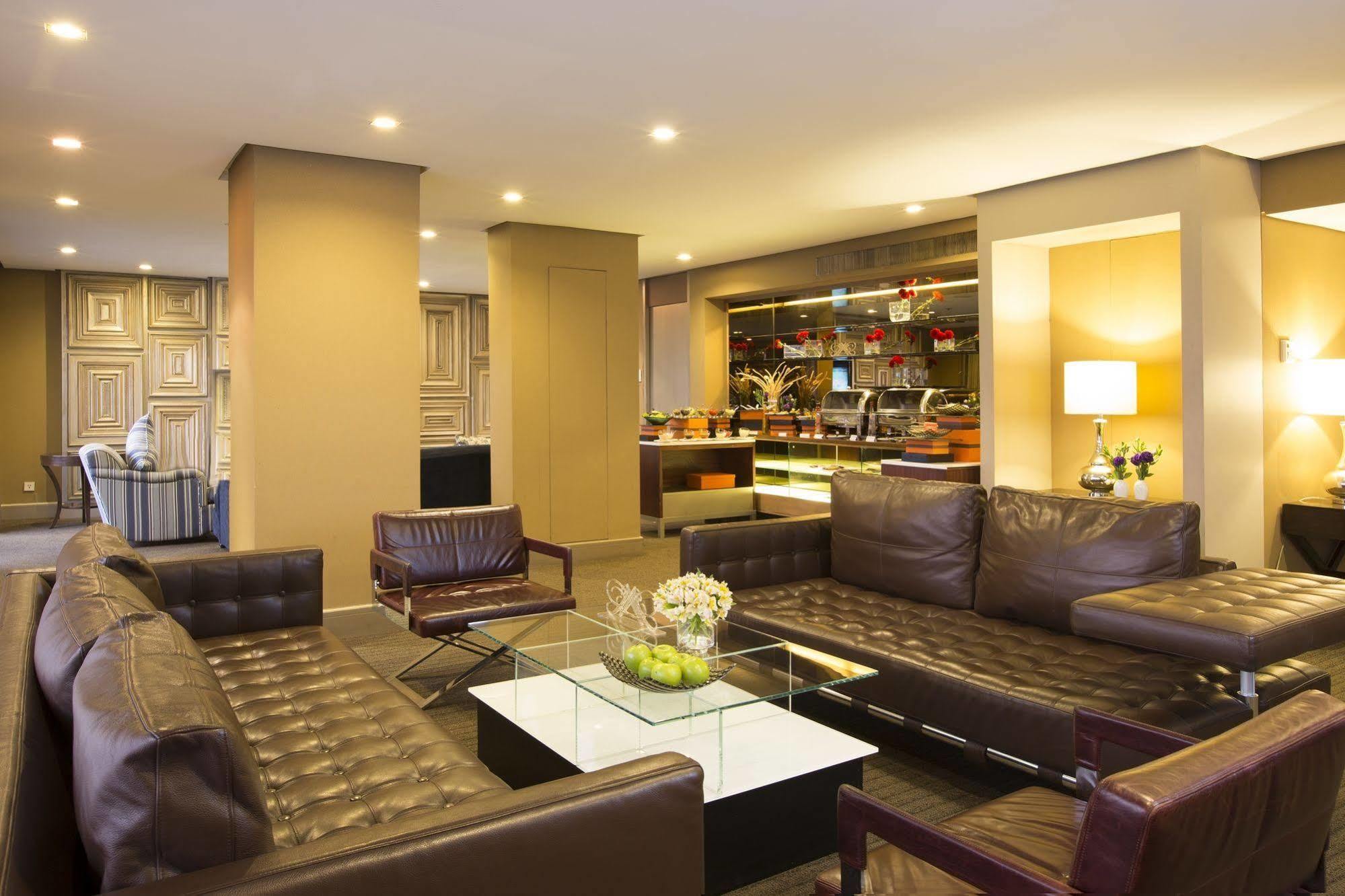 Midas Hotel And Casino Pasay Exterior foto